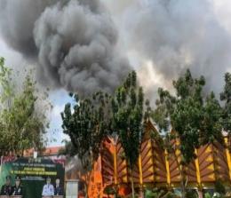 Gedung MPP Kota Pekanbaru terbakar akhir pekan lalu (foto/int)